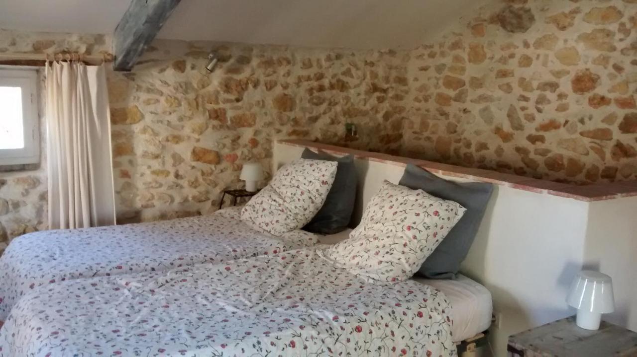 Gite H.Petit Vagnas Exterior photo